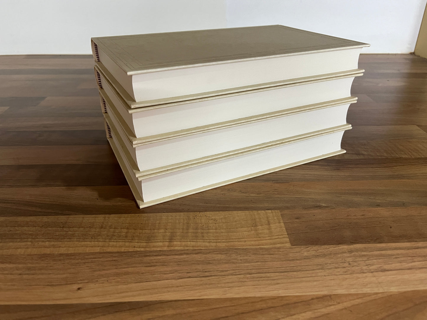 History of the Decline & Fall of the Roman Empire Folio Society Vols 1-4 Box Set