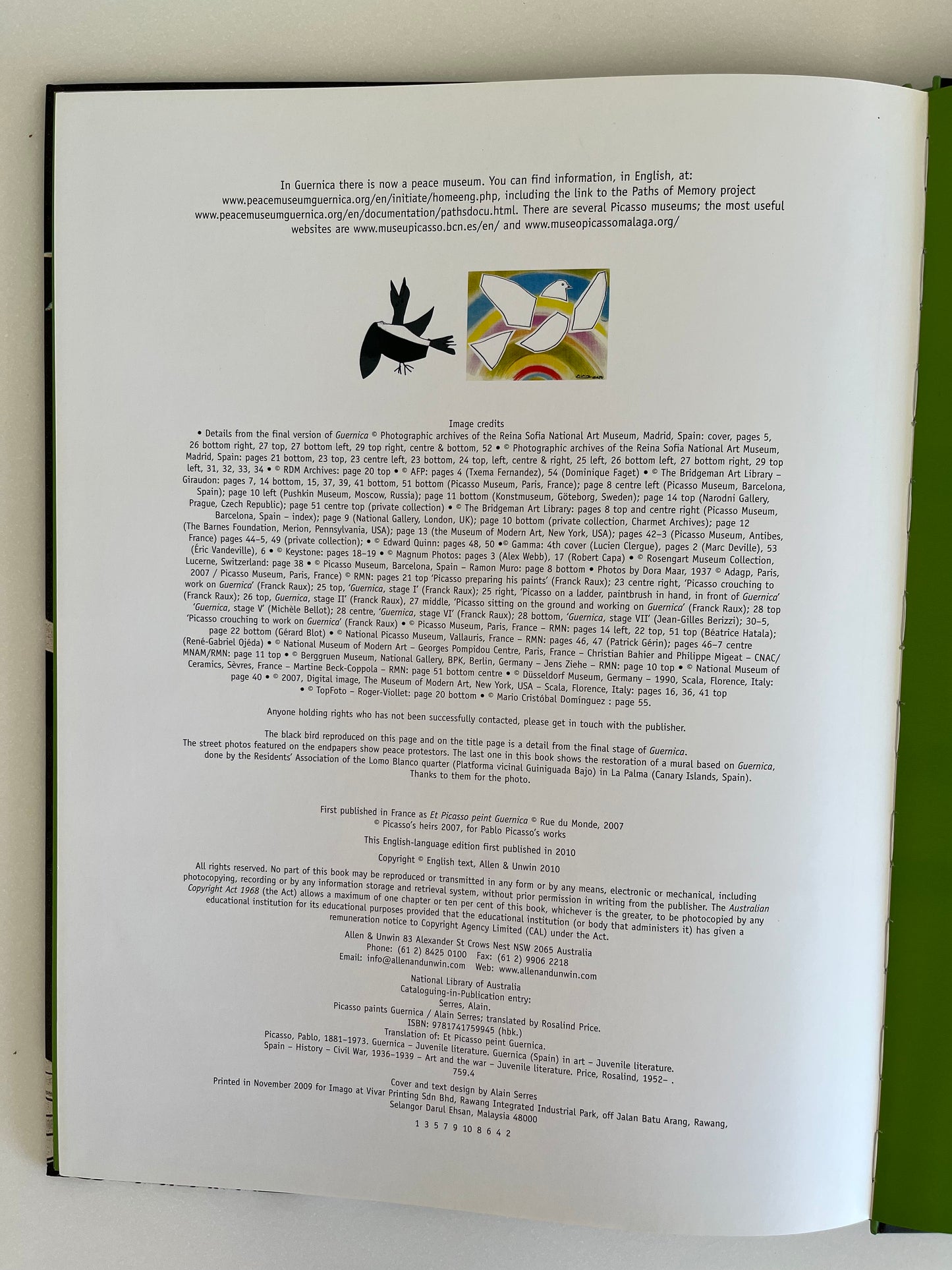 And Picasso Painted Guernica by Alain Serres (Folio Hardcover, 2010)