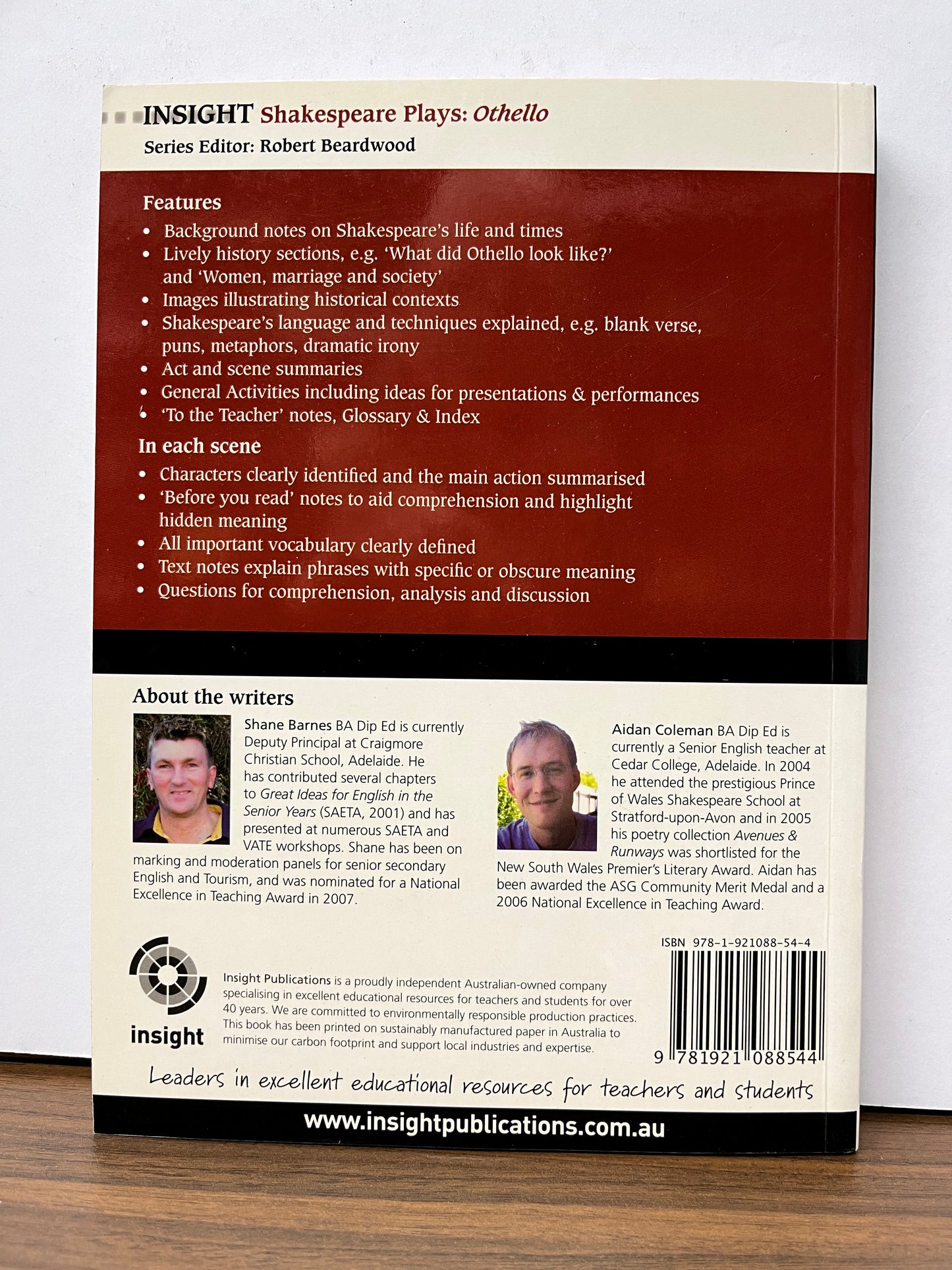 Insight Shakespeare Plays: Othello Edited by Shane Barnes & Aidan Coleman