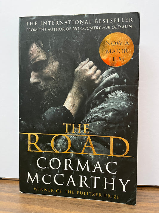 The Road by Cormac McCarthy (Film Tie-in)