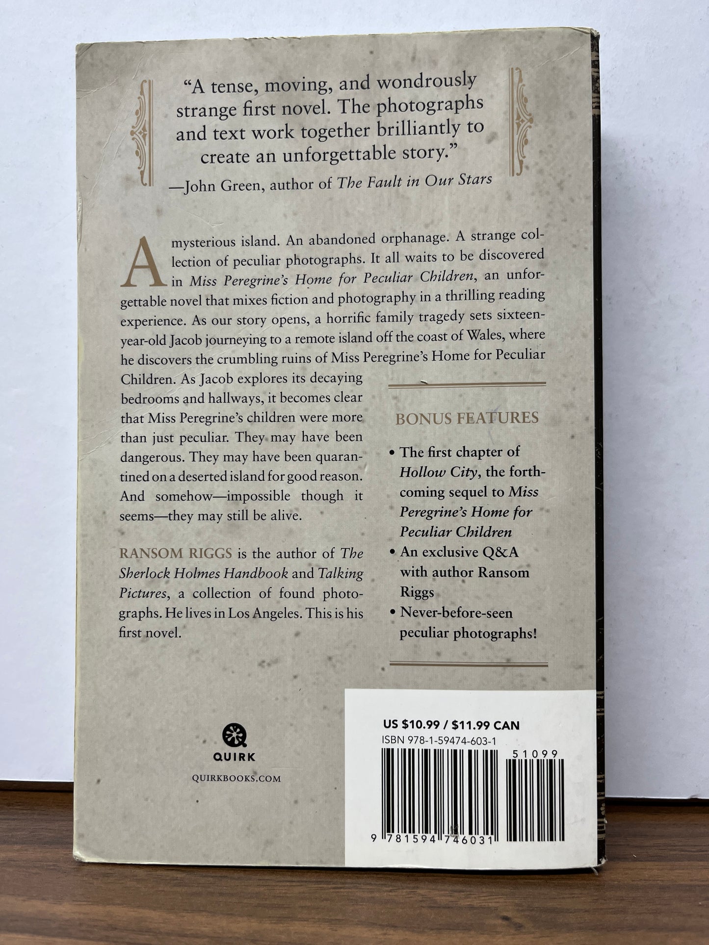 Miss Peregrine's Home For Peculiar Children by Ransom Riggs