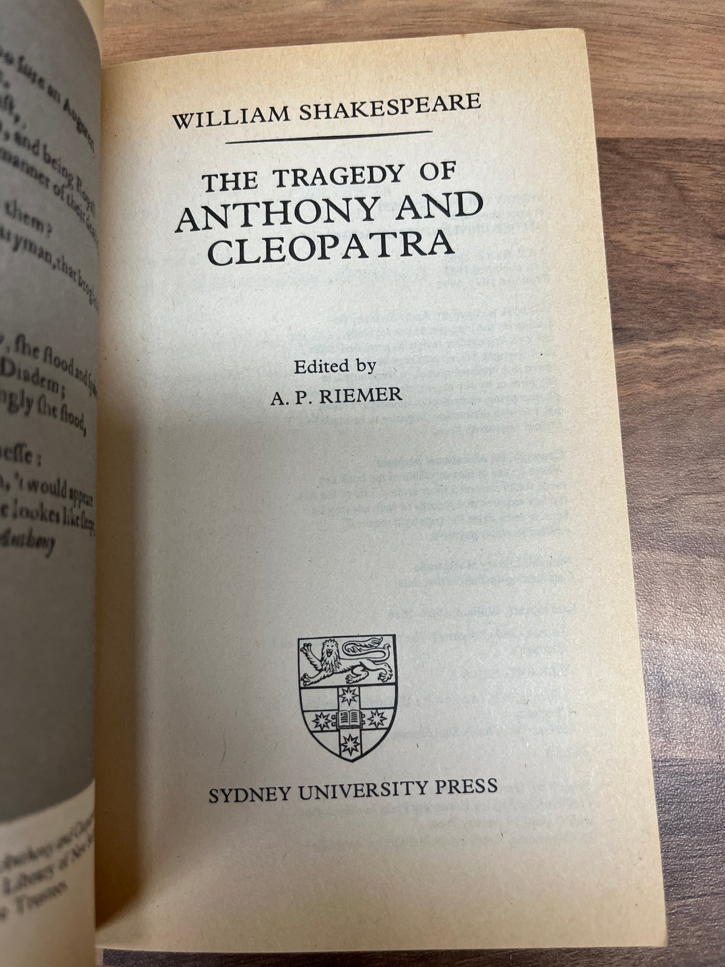 The Challis Shakespeare: Anthony and Cleopatra by William Shakespeare