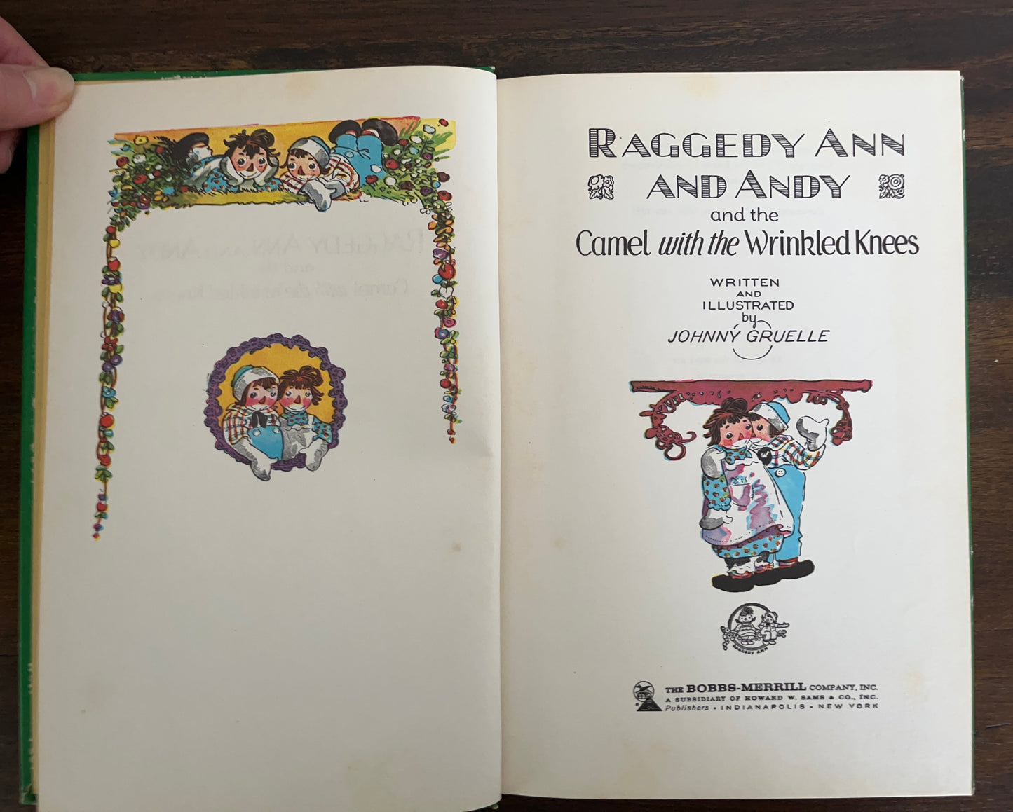 Raggedy Ann and Andy and the Camel with the Wrinkled Knees by Johnny Gruelle, Hardcover (Bobbs Merrill, 1960)