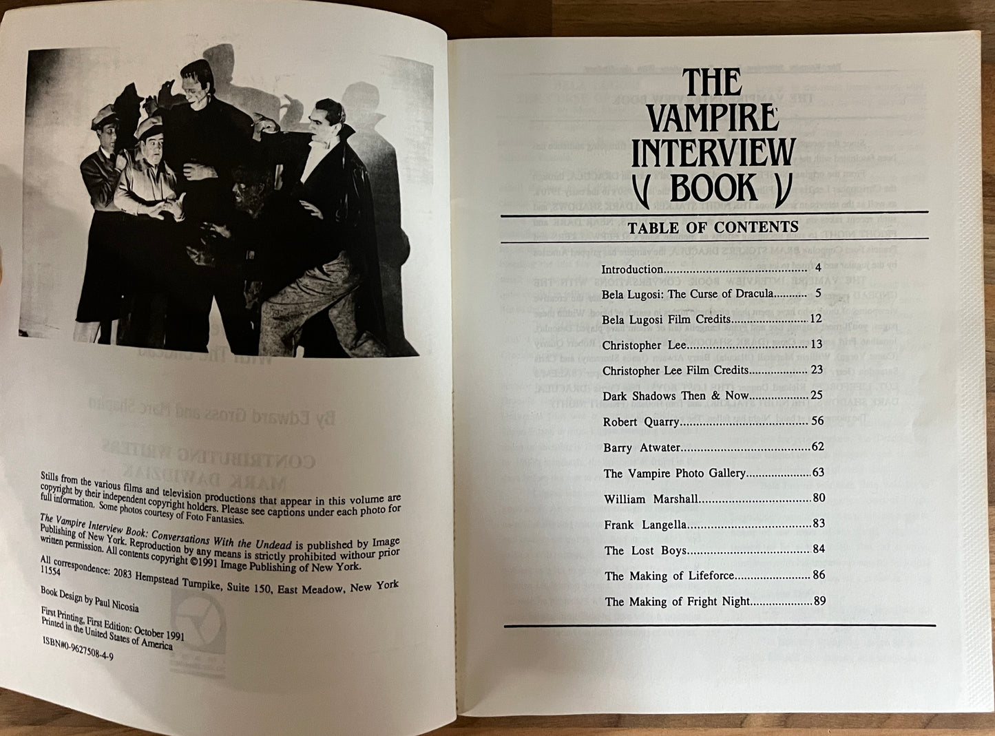 The Vampire Interview Book, Conversations with the Undead - E. Gross, M. Shapiro