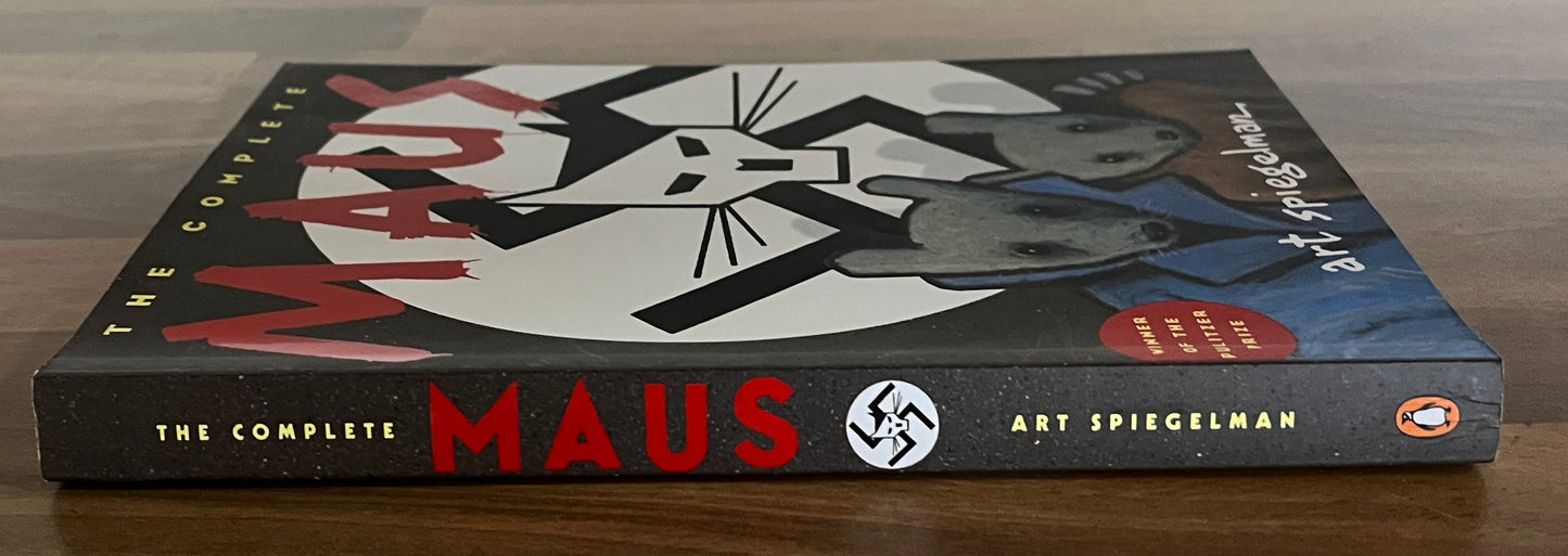 The Complete Maus, A Survivor's Tale by Art Spiegelman (Graphic Novel)
