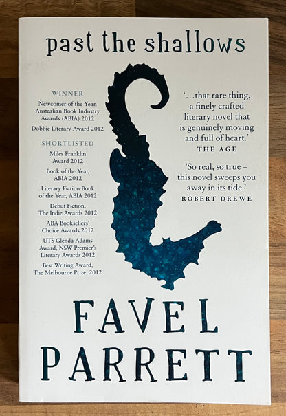 Past the Shallows by Favel Parrett, Hachette Pubs., Paperback