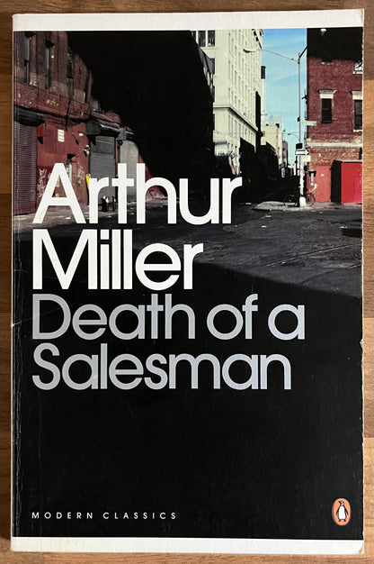 Death of a Salesman by  Arthur Miller (Penguin Modern Classics)