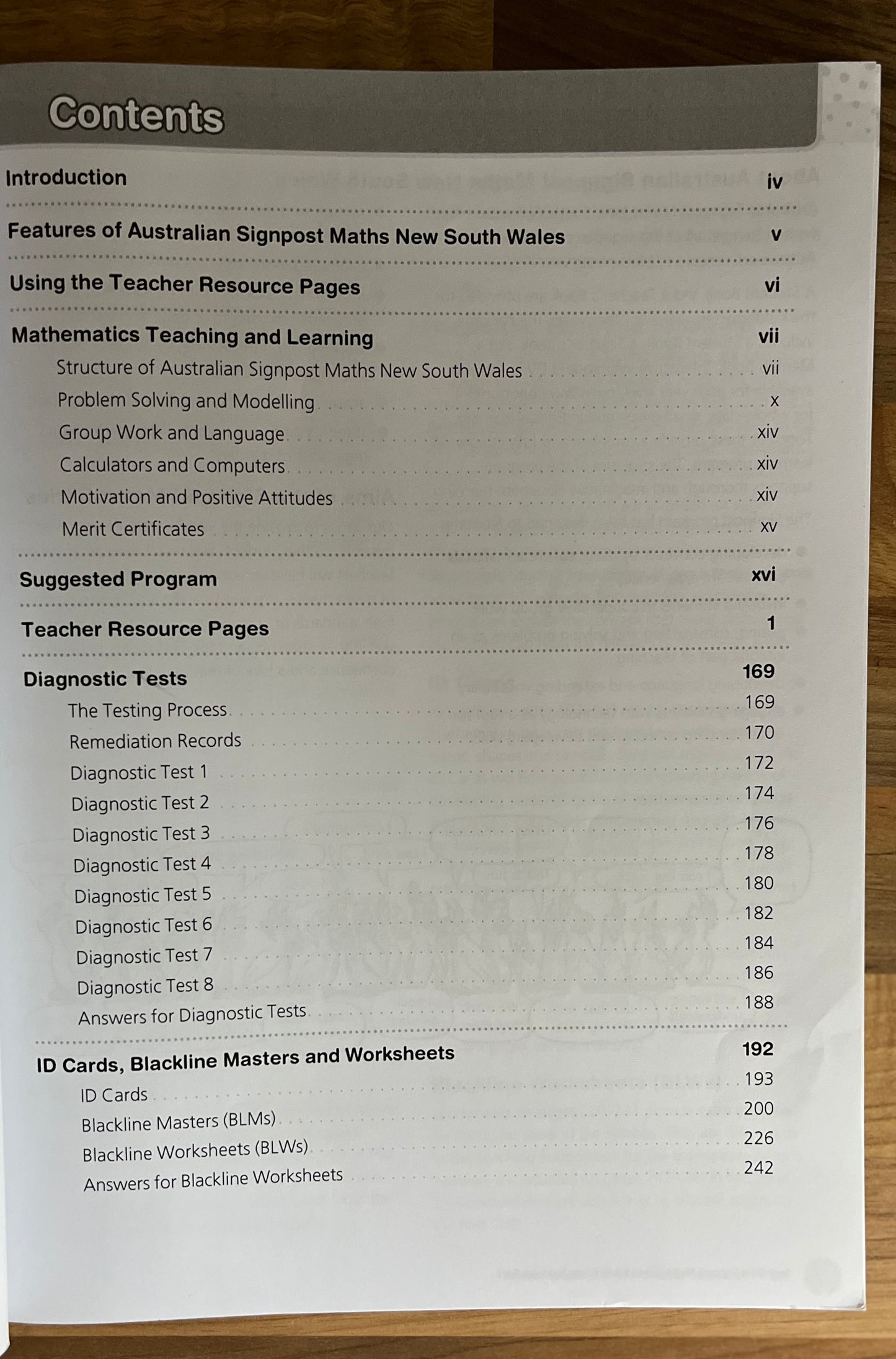 Australian Signpost Maths New South Wales Year 5 Teacher's Book, 2013