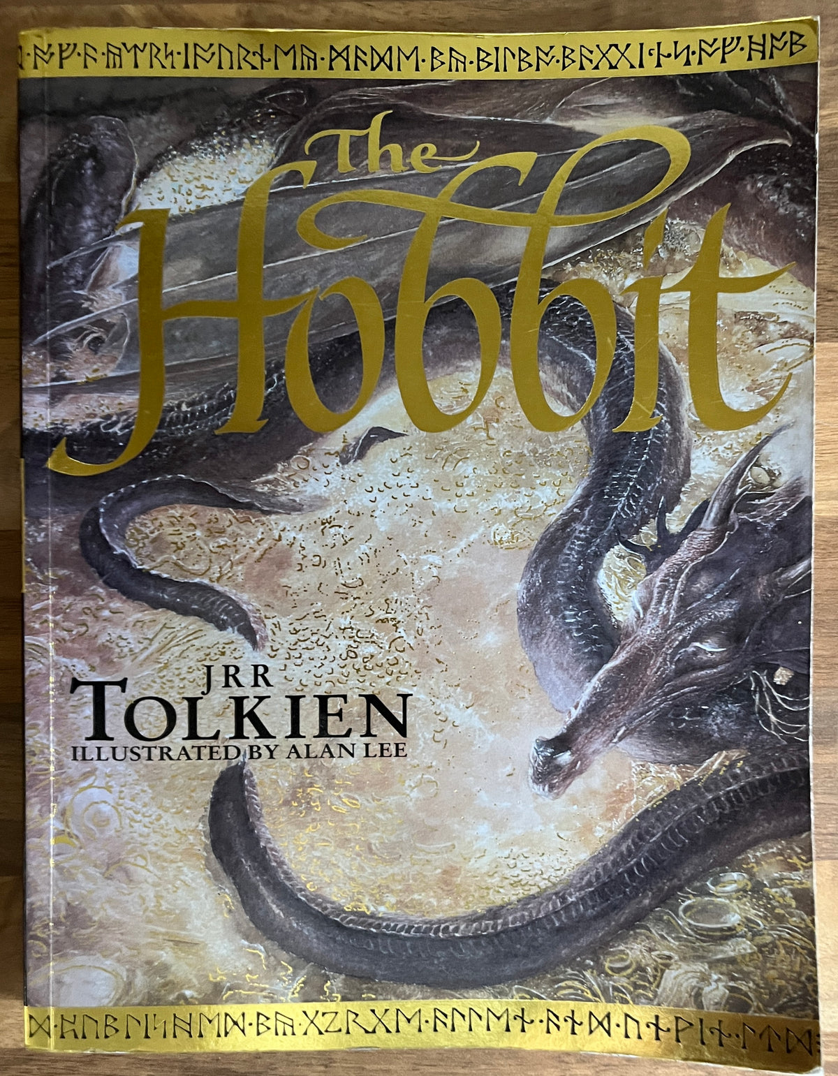 The Hobbit by J.R. R. Tolkien, Illustrated by Alan Lee, 2000, 1st Printing, VGC