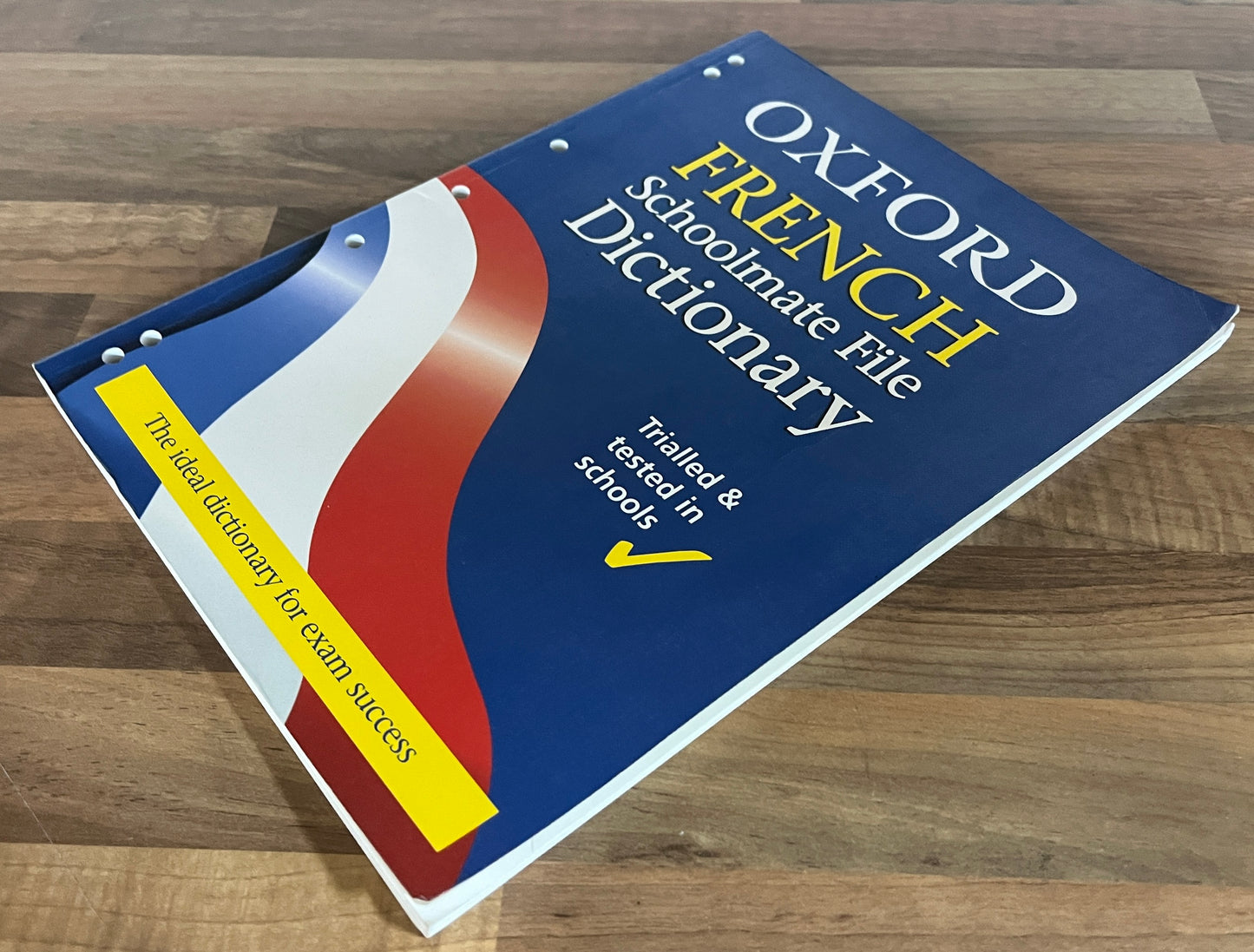 Oxford French Schoolmate File Dictionary (with punch holes for ring binder) 2009