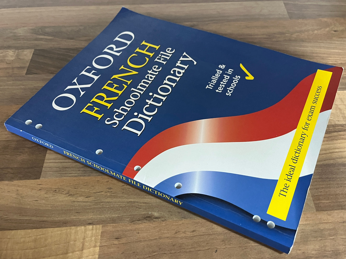 Oxford French Schoolmate File Dictionary (with punch holes for ring binder) 2009
