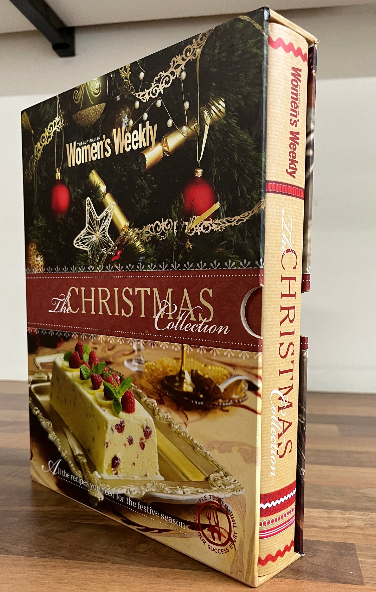 The Christmas Collection by Australian Women's Weekly Box Set Cookbook HC/DJ