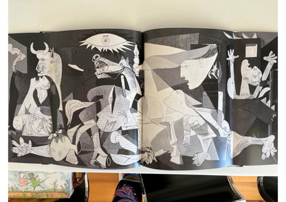 And Picasso Painted Guernica by Alain Serres (Folio Hardcover, 2010)