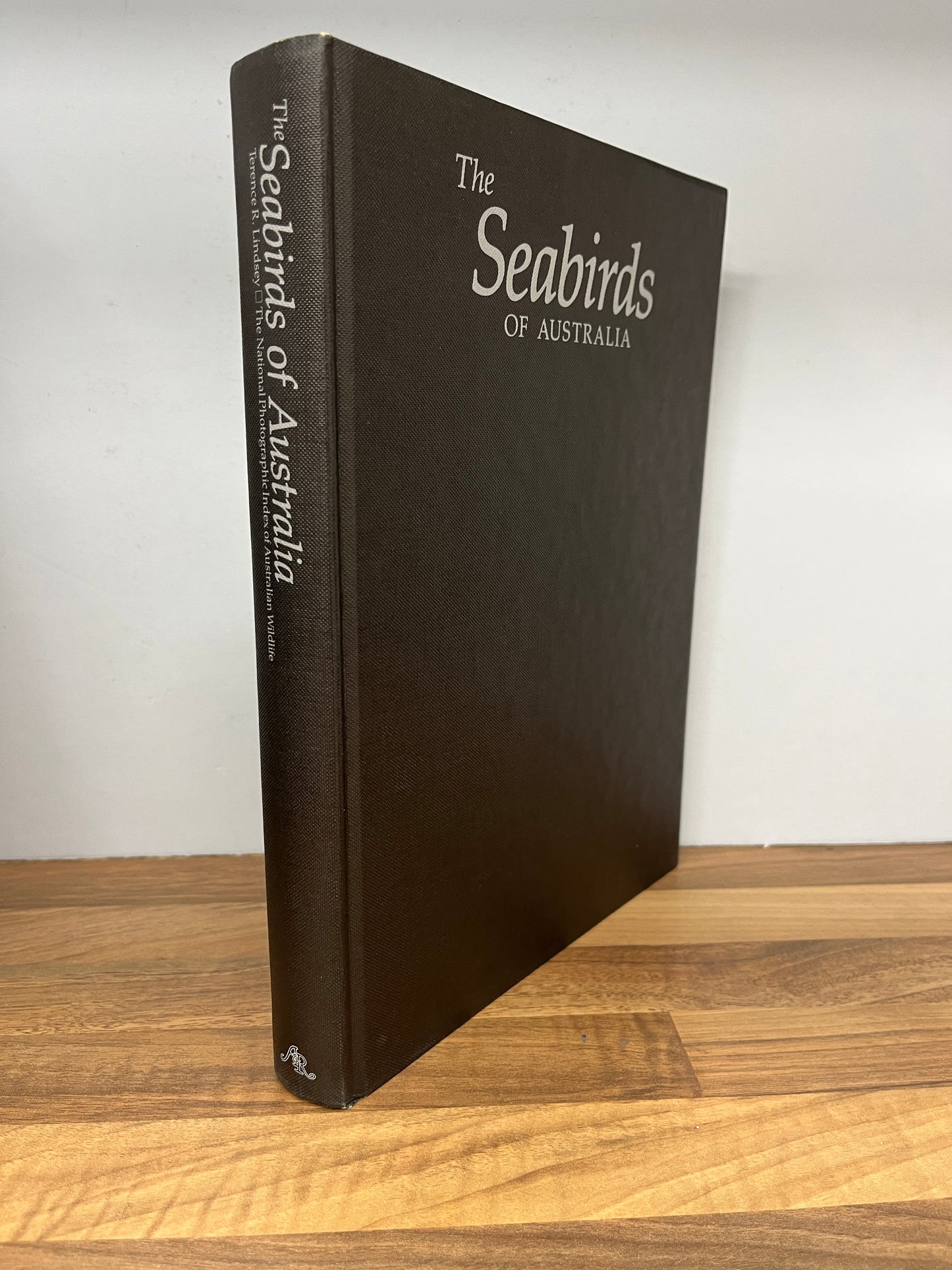 The Seabirds of Australia by Terence R. Lindsey (Hardcover/Dust Jacket)