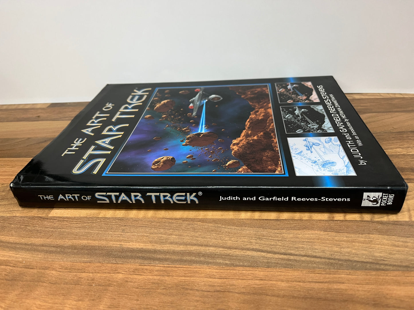 The Art of Star Trek by Judith & Garfield Reeves- Stevens (Hardcover/Dust Jacket+ Bookmark)