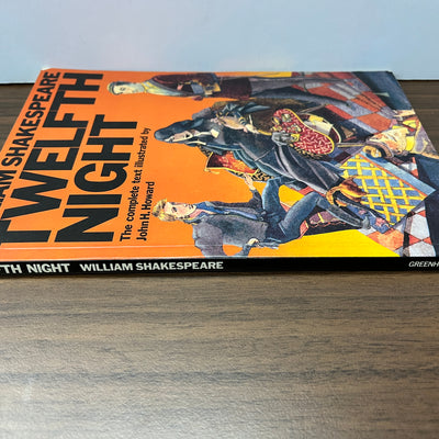 William Shakespeare Twelfth Night: The Complete Text Illustrated by John H. Howard (Graphic TPB)