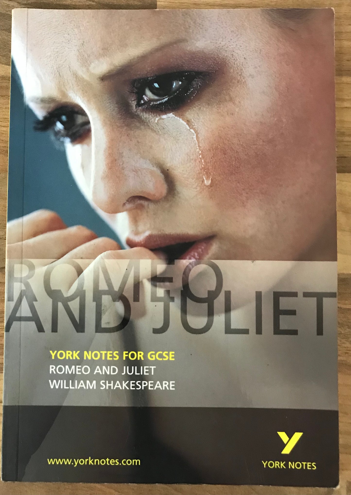 York Notes for GCSE: Romeo and Juliet by William Shakespeare