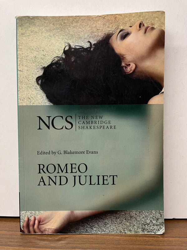 Textbooks　Romeo　Shakespeare,　Edition　New　(NCS)　and　2nd　T's　Juliet:　Cambridge