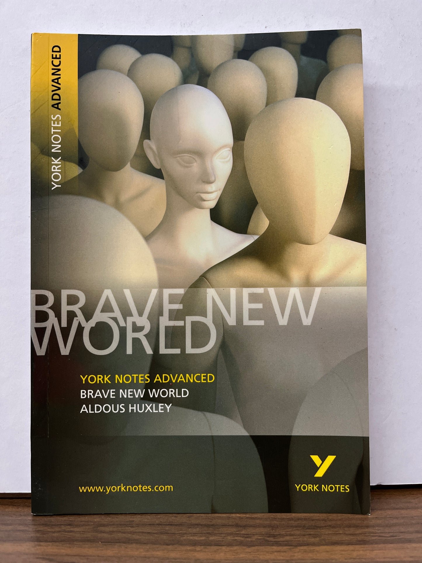 York Notes Advanced: Brave New World by Aldous Huxley