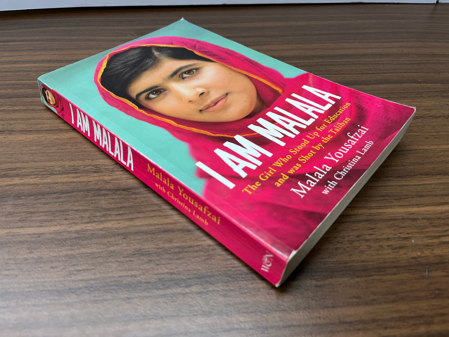 I Am Malala: The Girl Who Stood Up for Education and was Shot by the Taliban by Malala Yousafzai