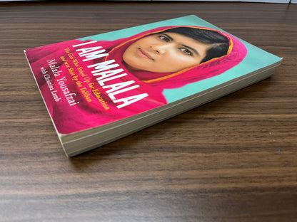 I Am Malala: The Girl Who Stood Up for Education and was Shot by the Taliban by Malala Yousafzai