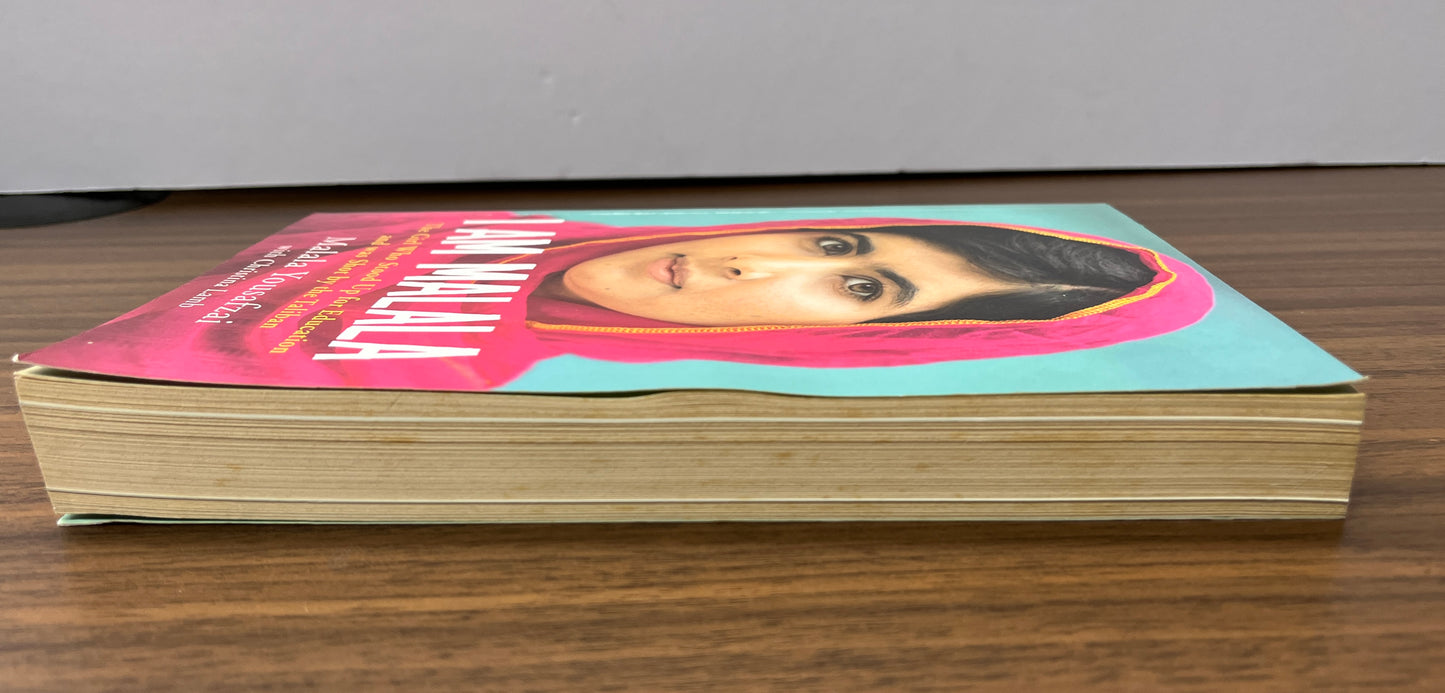 I Am Malala: The Girl Who Stood Up for Education and was Shot by the Taliban by Malala Yousafzai