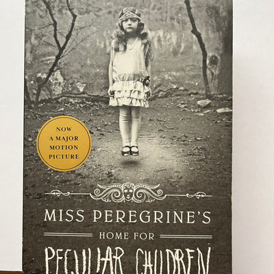 Miss Peregrine's Home For Peculiar Children by Ransom Riggs
