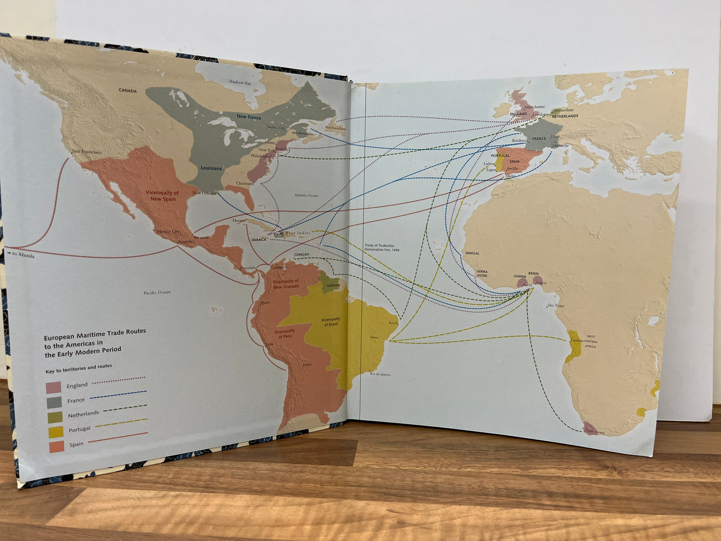 Interwoven Globe: The Worldwide Textile Trade, 1500-1800 Amelia Peck MOMA, Hardcover