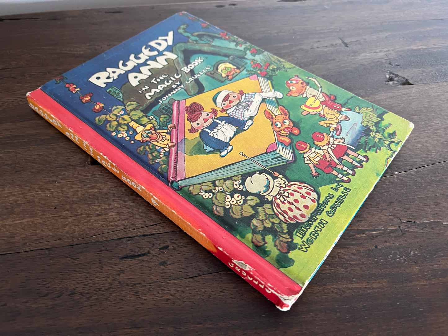 Raggedy Ann in the Magic Book by Johnny + Worth Gruelle, Hardcover (1961)
