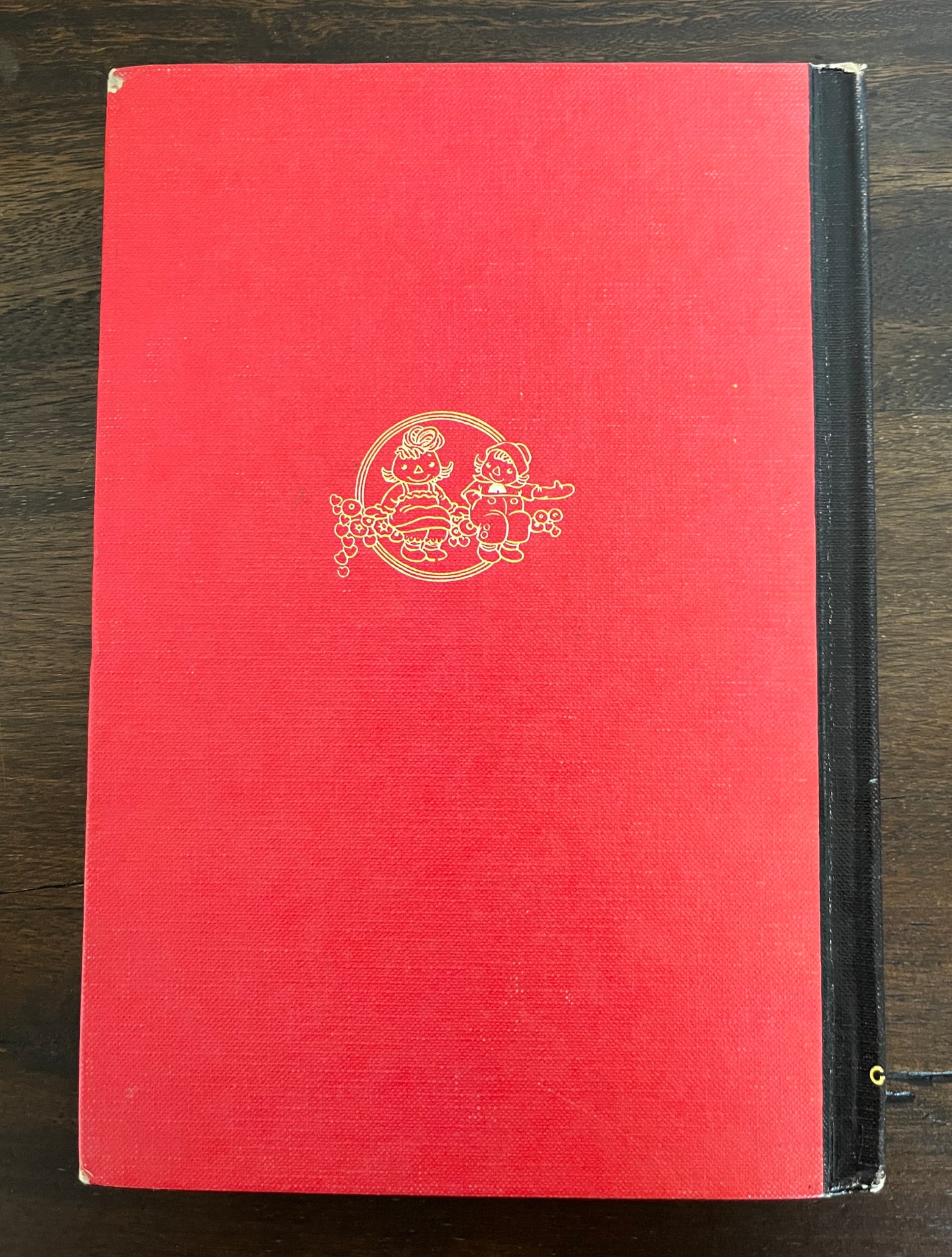 Raggedy Ann and Betsy Bonnet String by Johnny Gruelle, Hardcover (Bobbs Merrill, 1960)