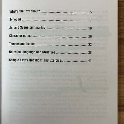 English Text Study Guide: Shakespeare's King Lear by Tony Scanlon (Warringal Literature Guide)