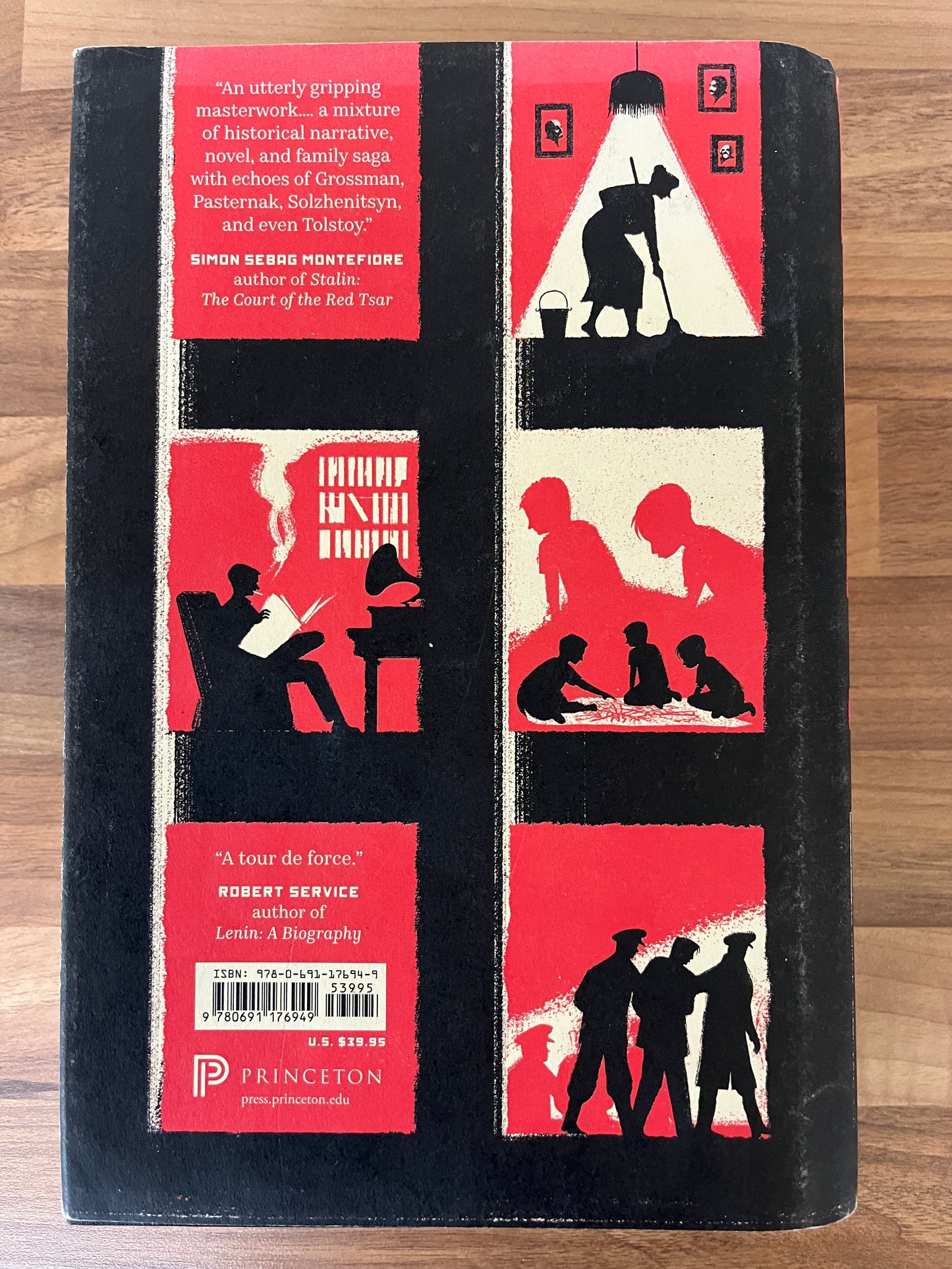 The House of Government: A Saga of the Russian Revolution by Yuri Slezkine HC/DJ