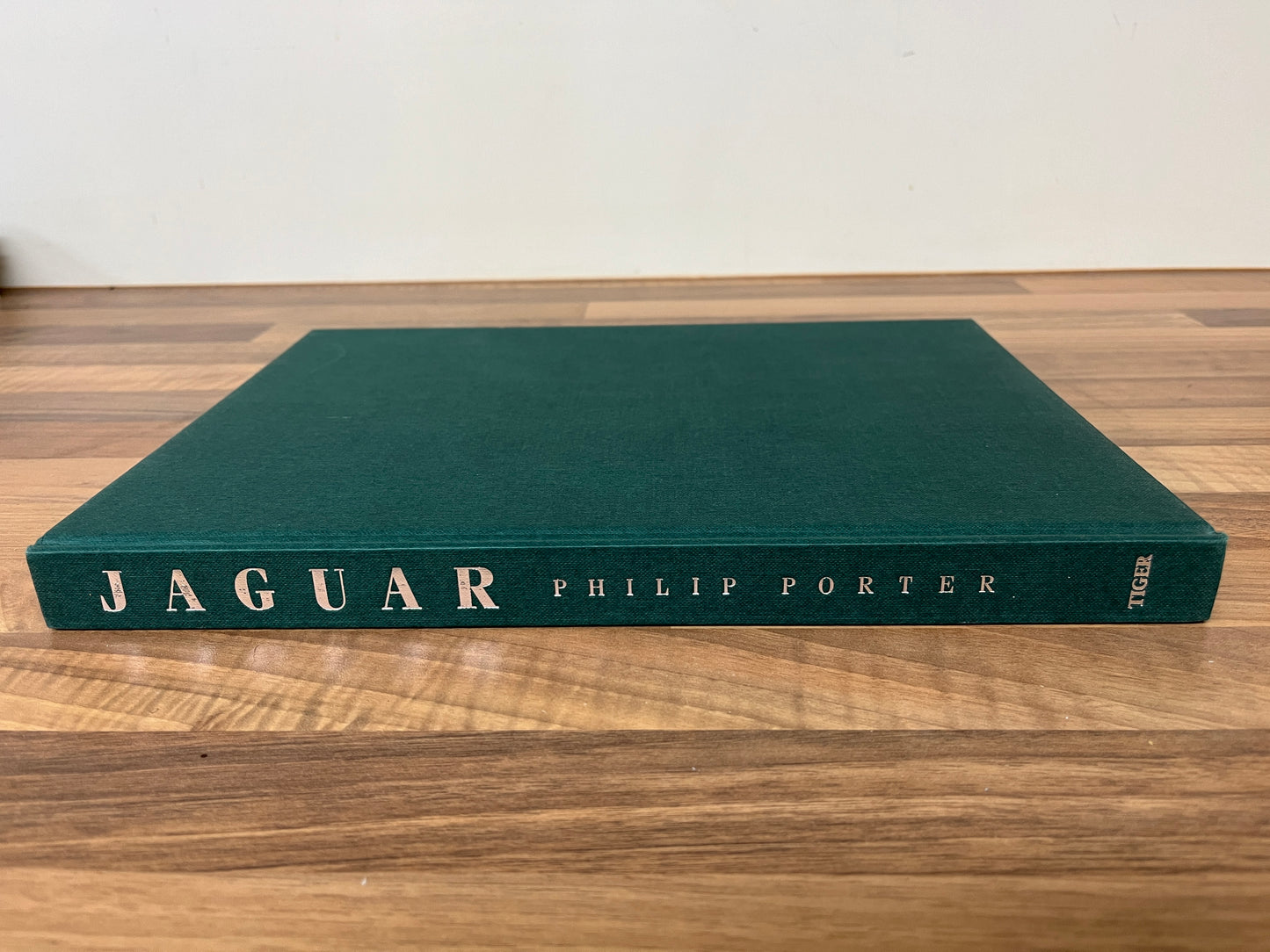 Jaguar: History of Classic Marque by Philip Porter (Hardcover/Dust Jacket)