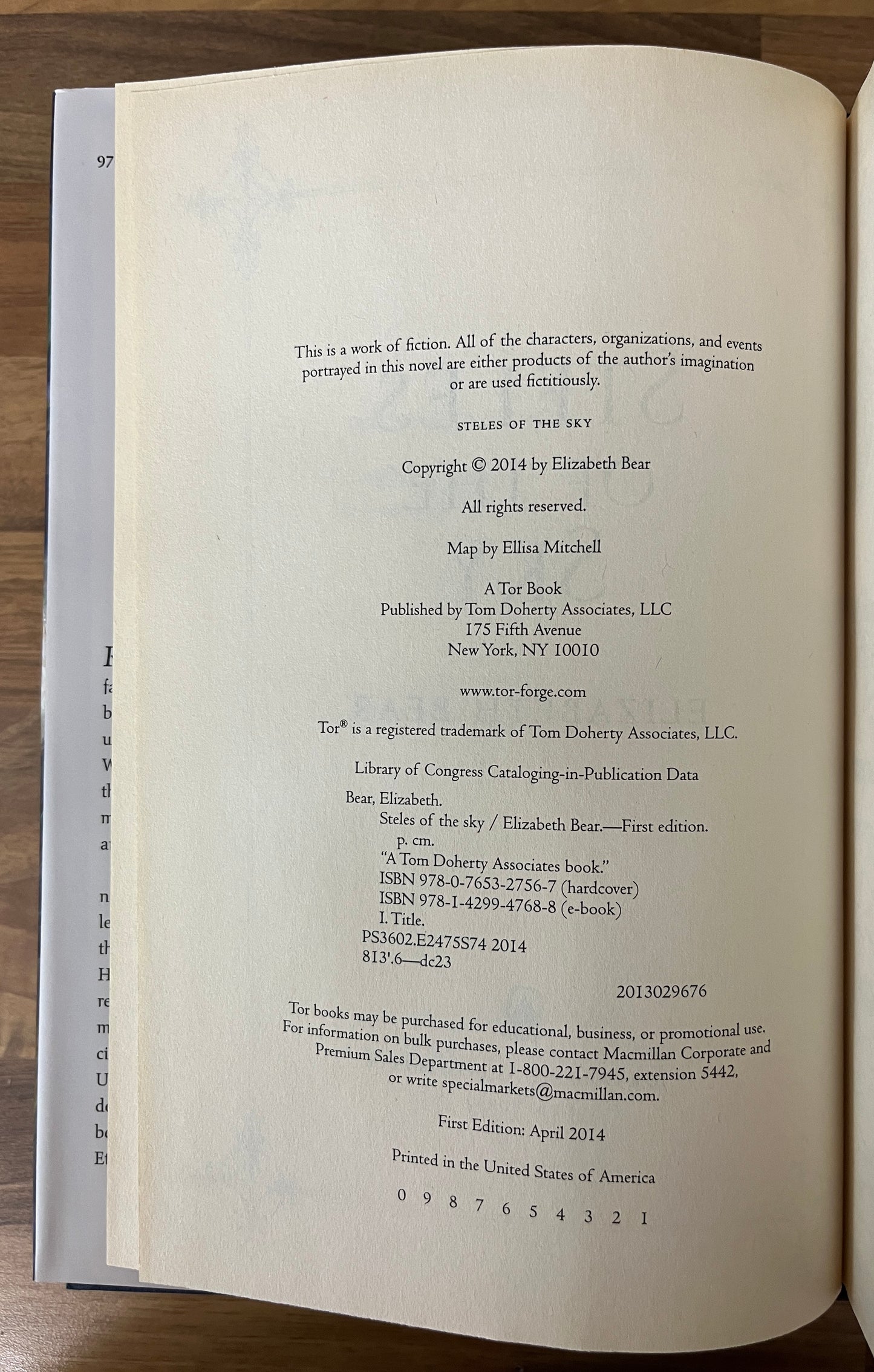 Eternal Sky: Range of Ghosts Shattered Pillars Steles of Sky - Elizabeth Bear HC/DJ, 1st/1st